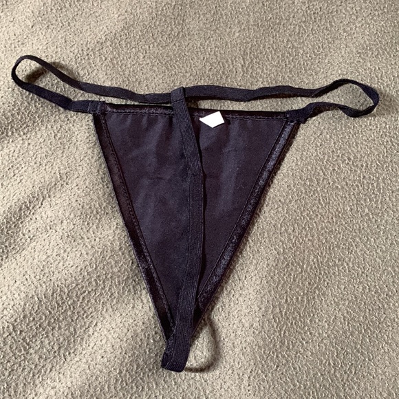 New sexy bustier w/ matching thong.  Approx. 12 in. w/ long ribbon for expansion - Picture 9 of 9